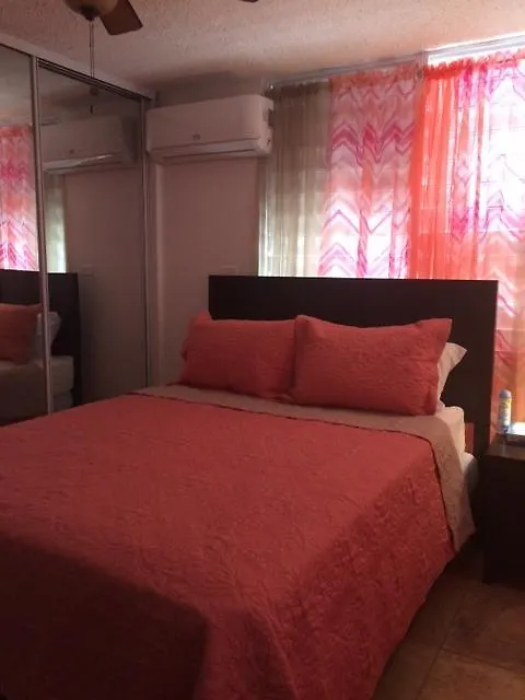 Luquillo Beach Getaway Holiday home